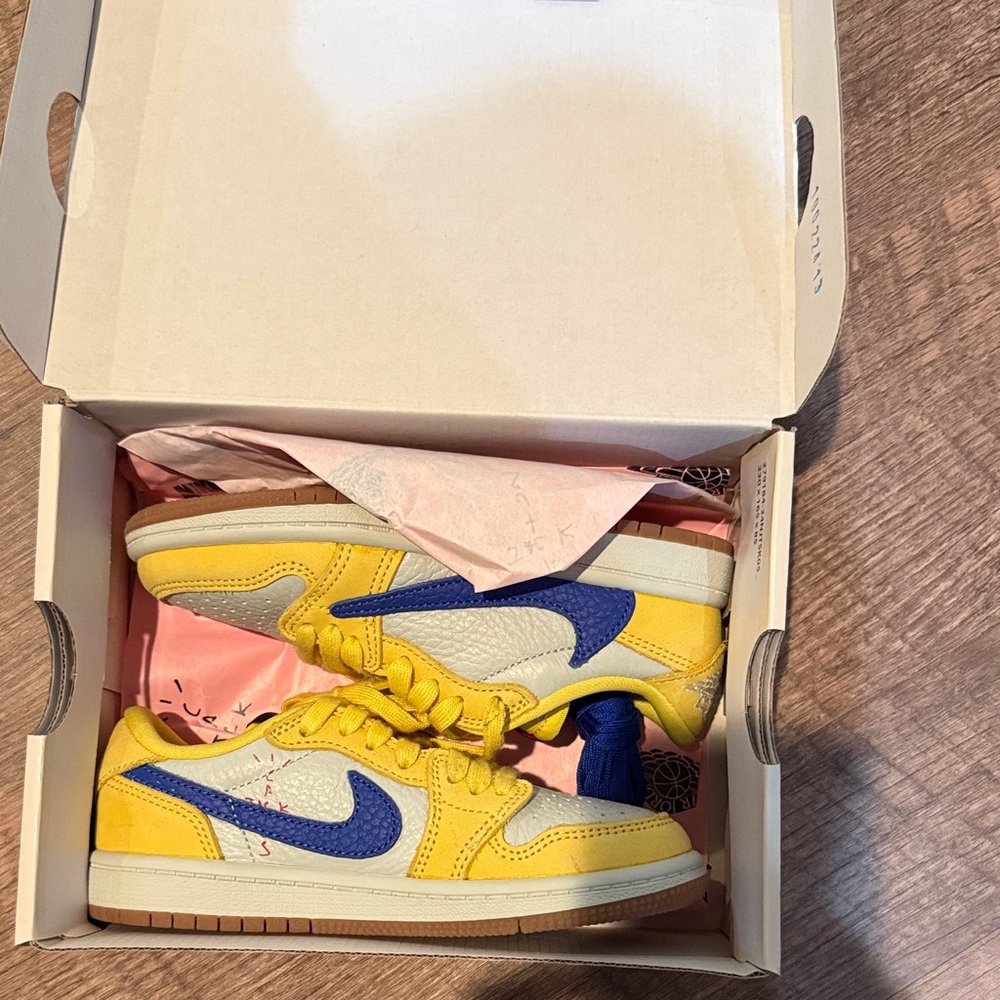 Jordan Kids Yellow and Blue Sneakers